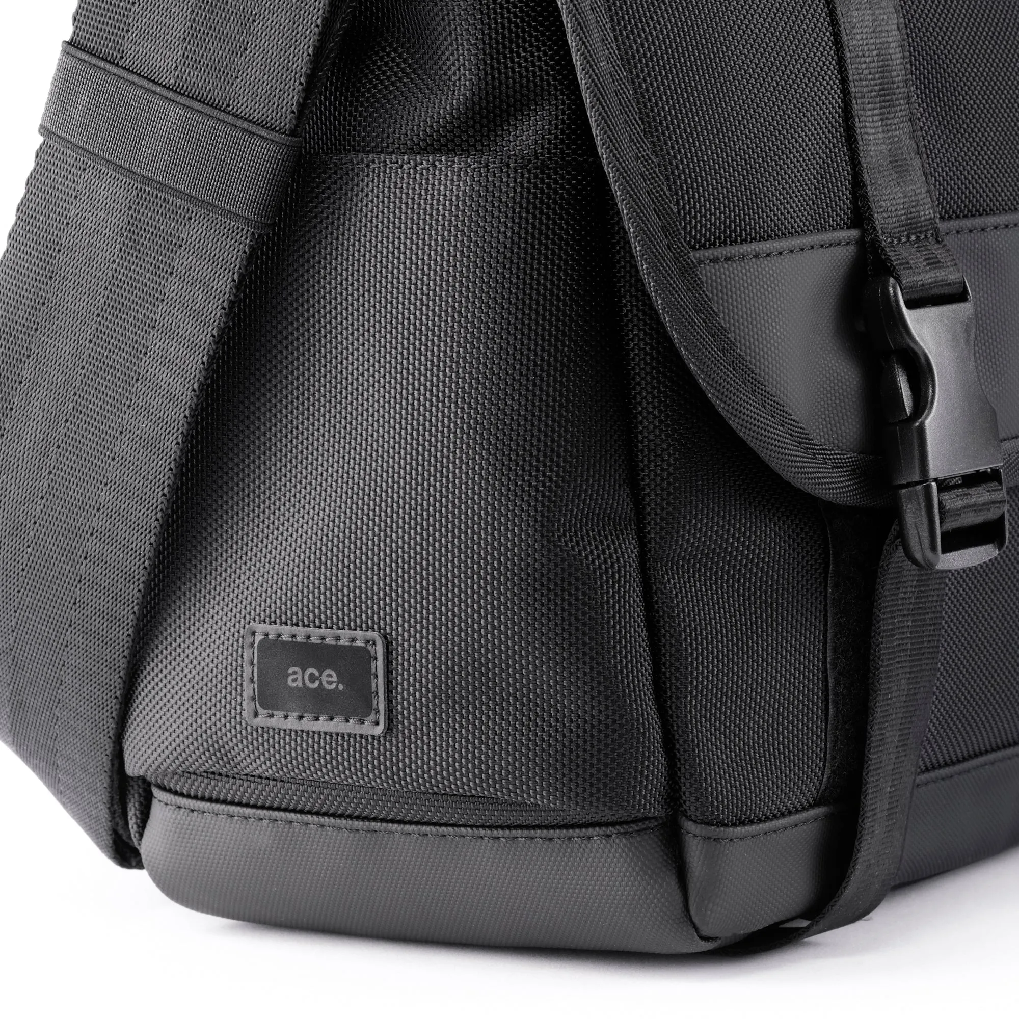 BUFFECT Crossbody