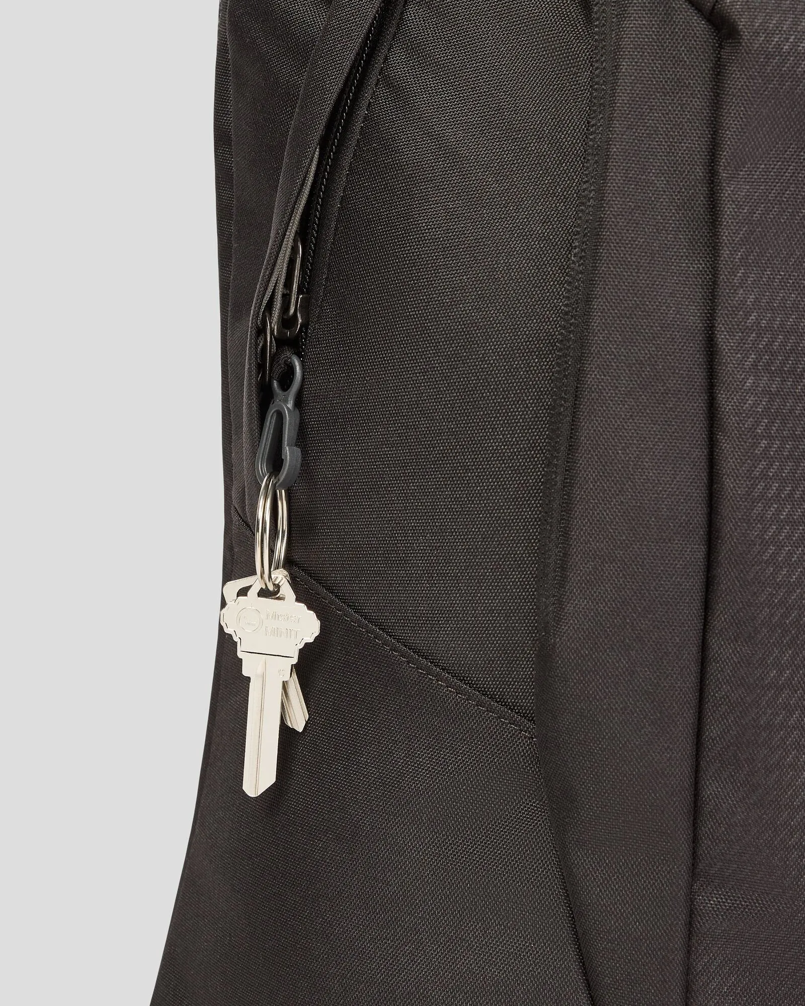 Cotinga Base Pack - 25L - Black