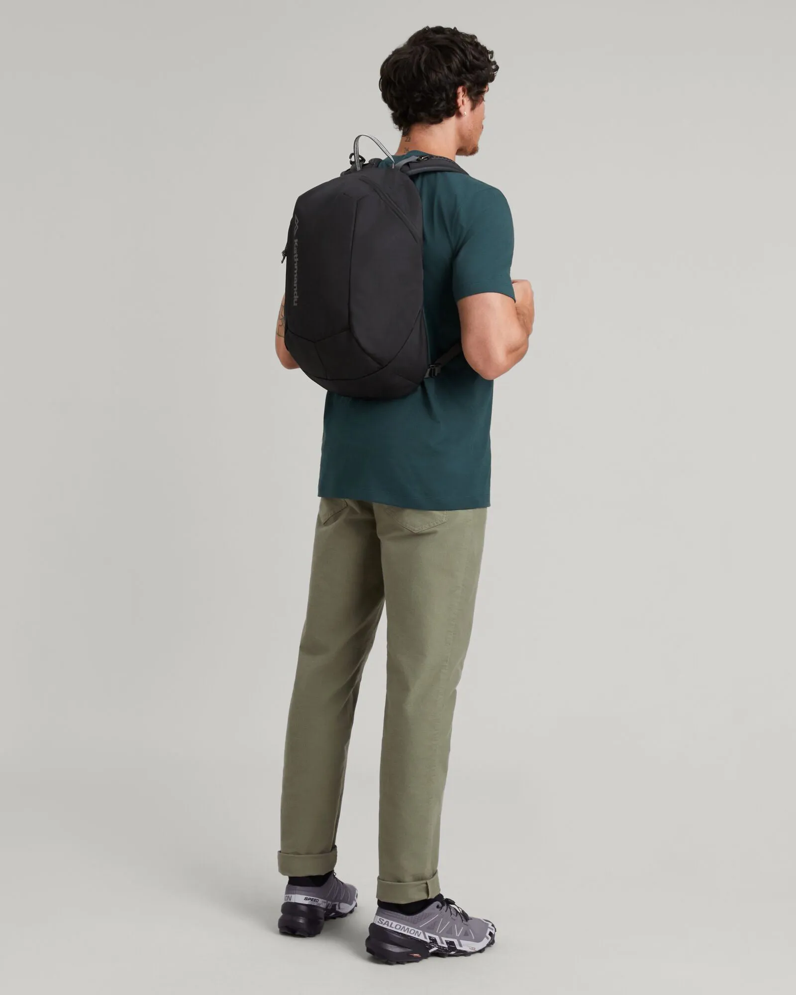 Gluon Beyond Backpack - 18L - Black Stingray