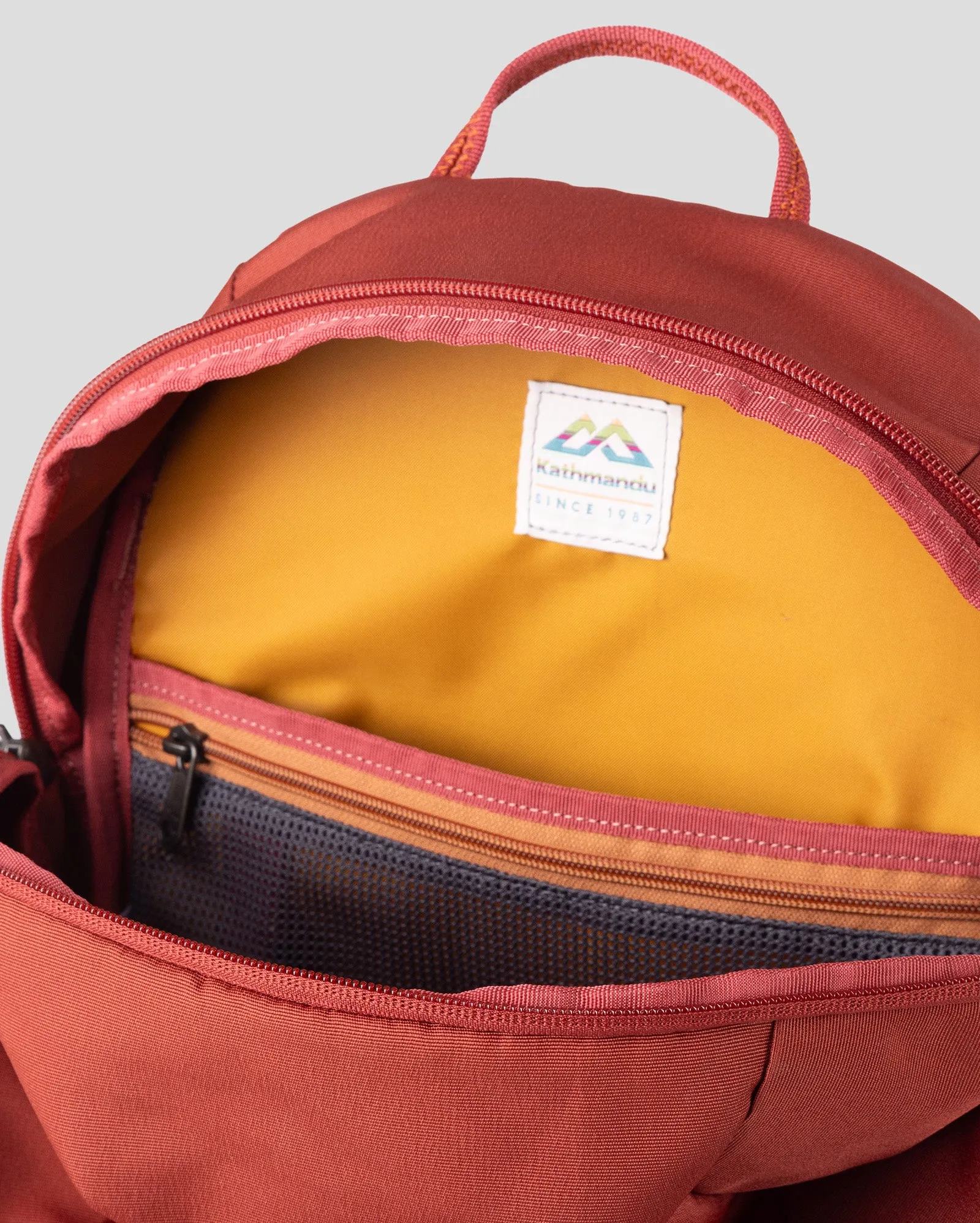 Gluon Beyond Backpack - 18L - Redwood