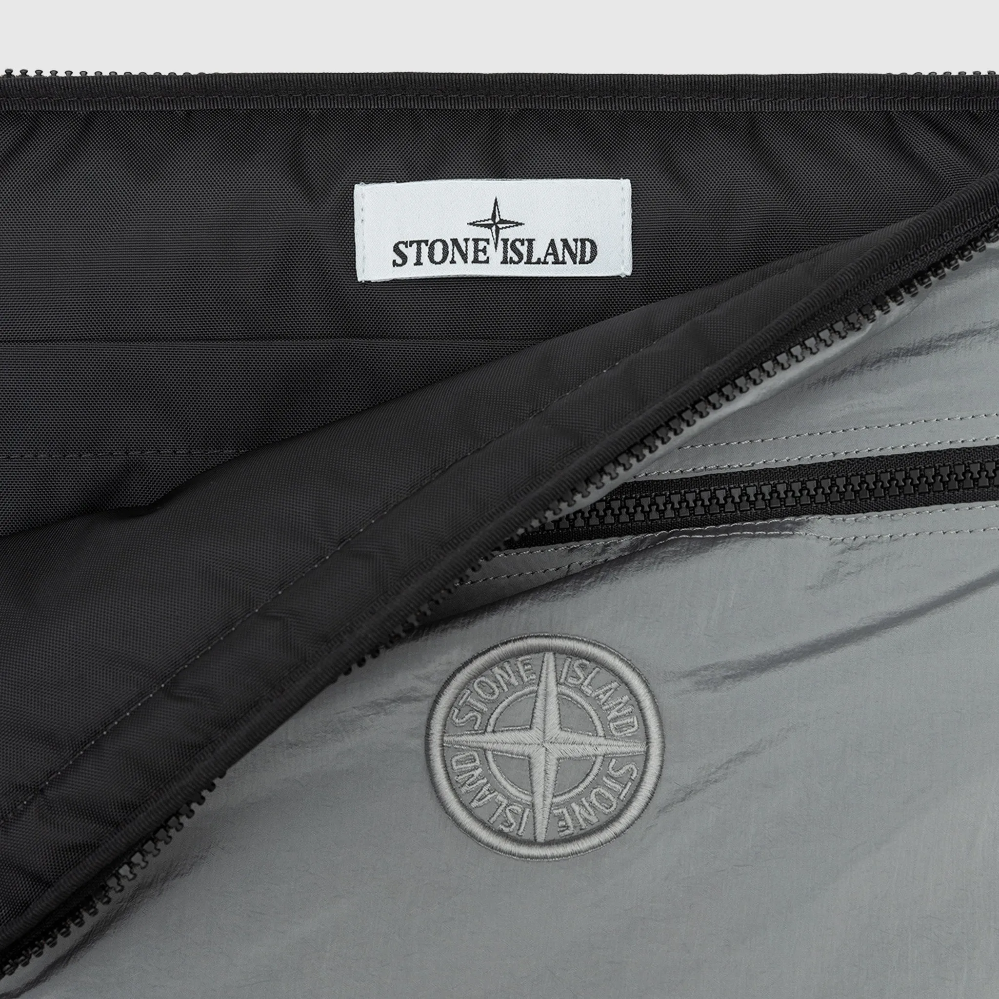 NYLON METAL IN ECONYL® LAPTOP CASE
